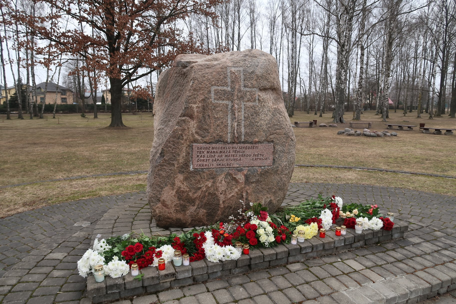 Pieminēsim deportācijās cietušos!
