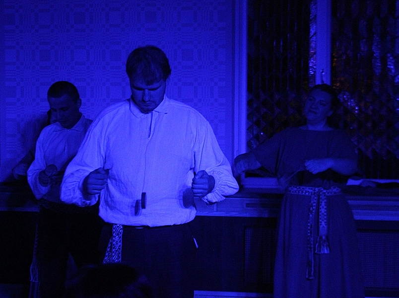 JLB teātris aicina uz izrādi “Tautasdziesmas DNS manī” 