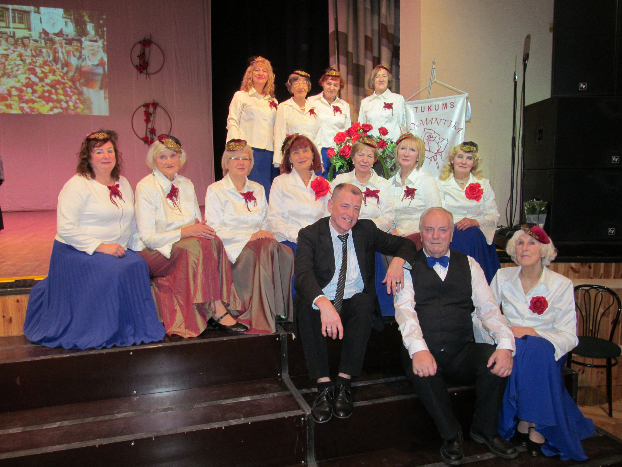 “Rudens roze” apmeklē Tukumu un Lesteni