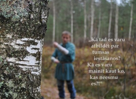 Artūrs Jankovskis ar monoizrādi “Sprīdis mežā” viesosies Tomē